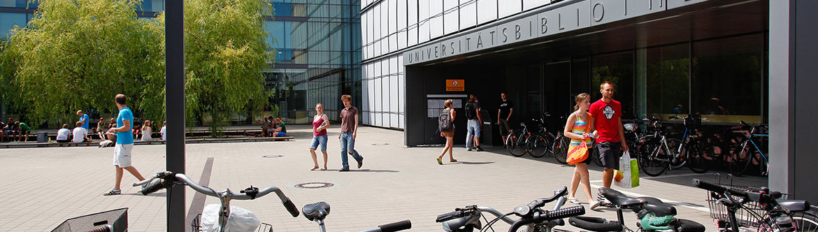 Eingang Campusbibliothek Südstadt