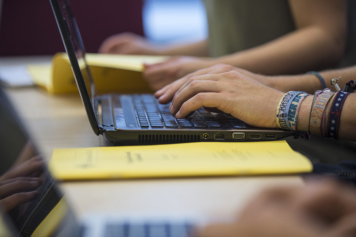 Writing and publishing theses