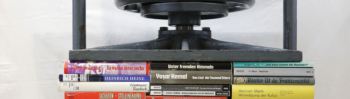 Bücher unter Druck